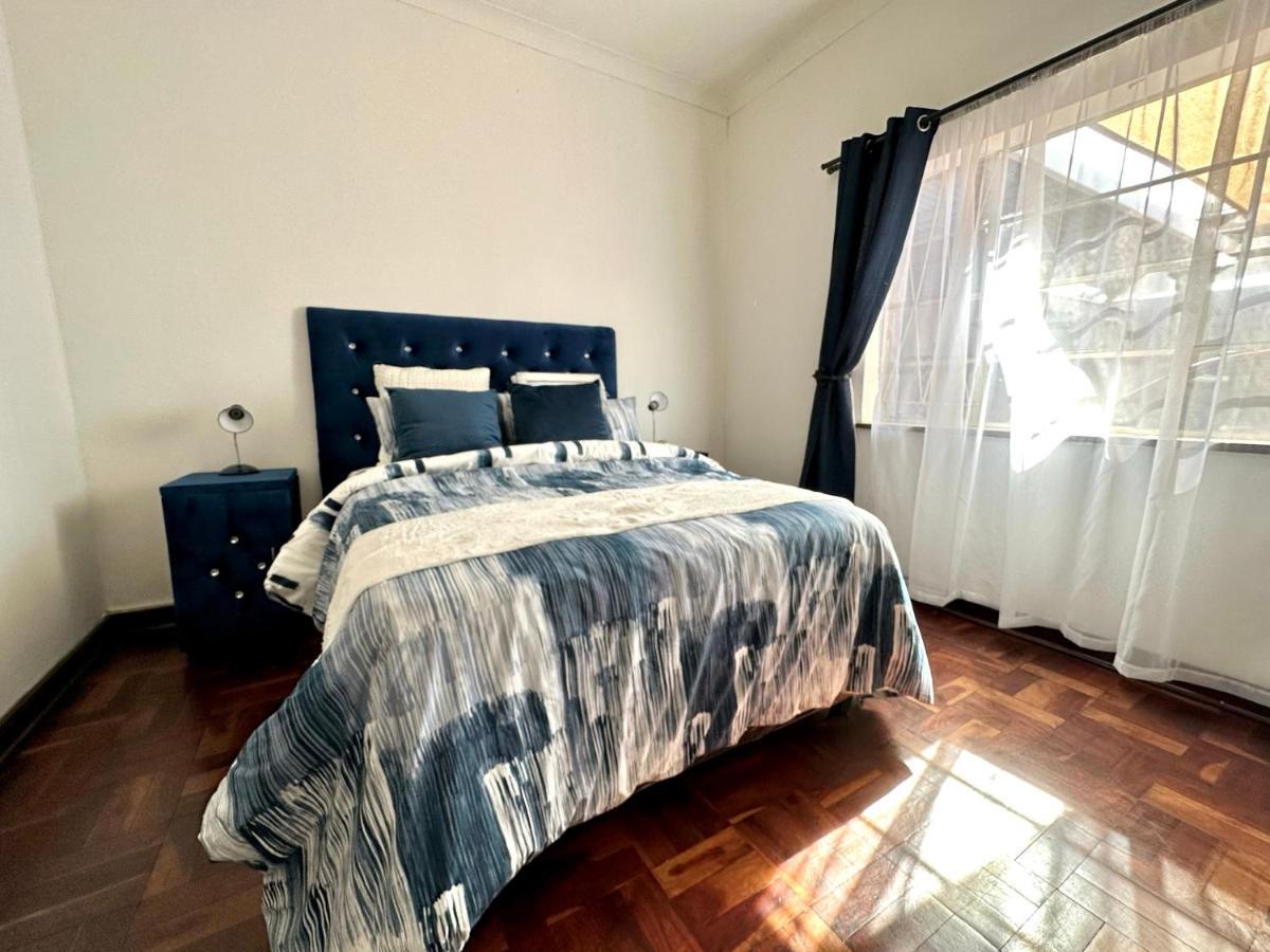 Blue Lantern Bed And Breakfast Kempton Park Eksteriør bilde