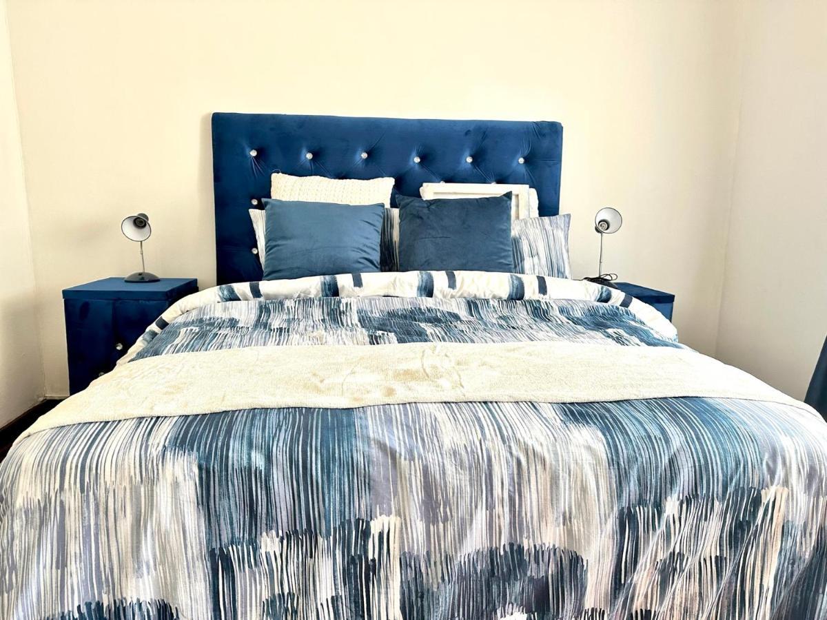Blue Lantern Bed And Breakfast Kempton Park Eksteriør bilde